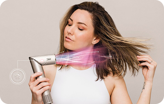 Coafează-te în timp ce usuci – fără deteriorare termică